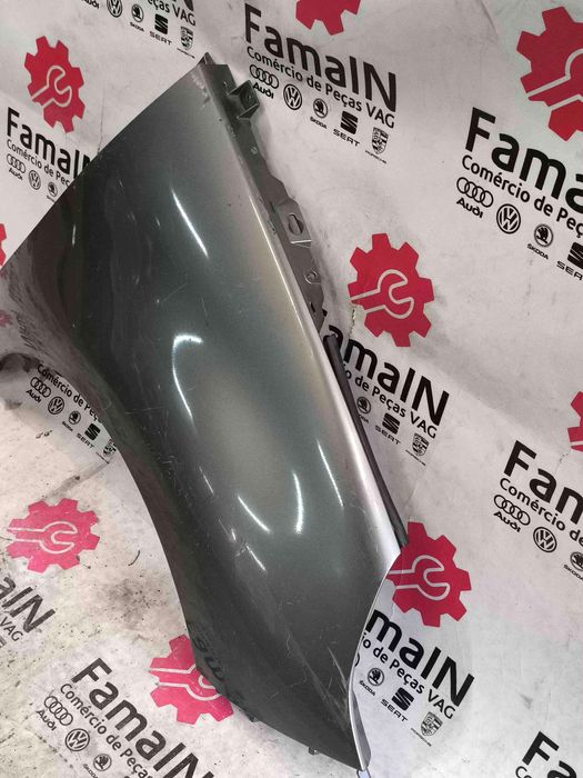 Guarda-lamas Direito RENAULT SCÉNIC III 631000010R (OEM)
