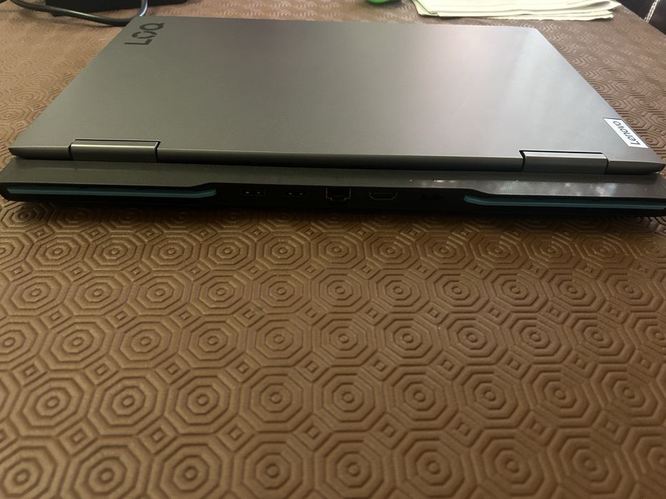 Portátil Lenovo loq 15irh8