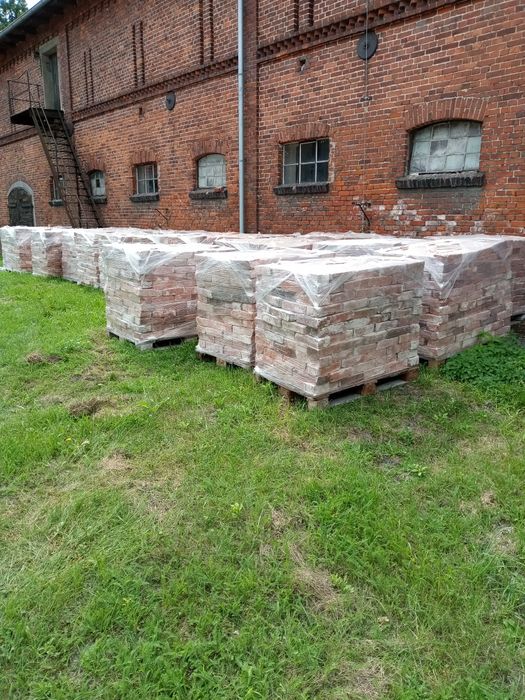 Skup cegły rozbiórkowej skup starej cegły odkupię