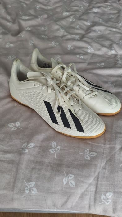 Buty adidas halowe rozmiar 42