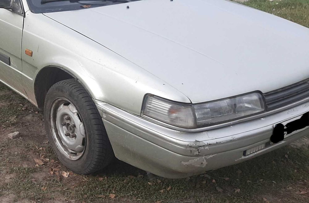 Продам автомобіль Mazda 626