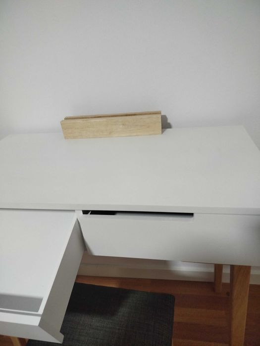 Secretaria toucador