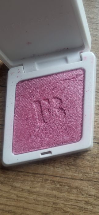 Róż do policzków Fendi