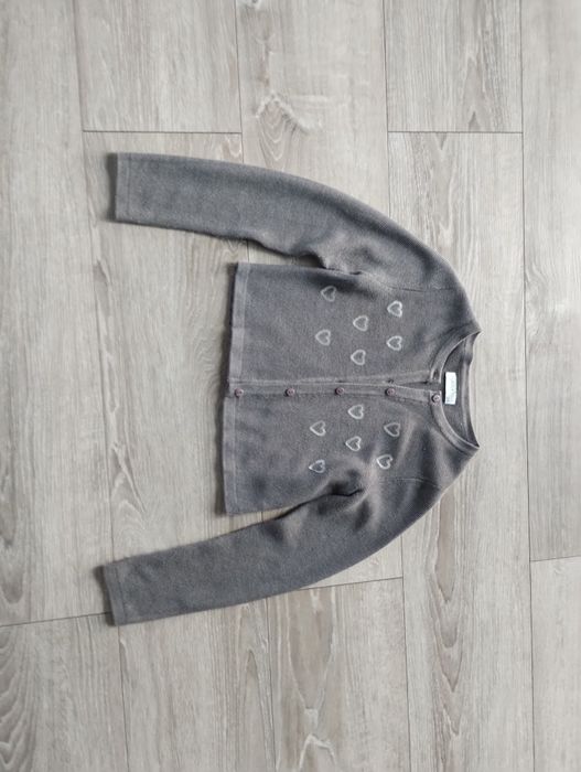 Sweterek rozmiar 128