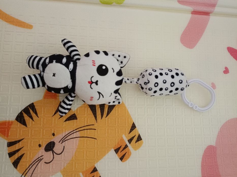 Тактильні м'ячики Розвивальні бряскальця Іграшки для новонароджених П