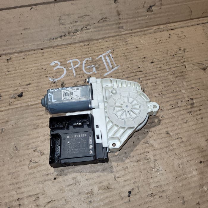 Silniczek moduł szyby przód lewy seat Leon II 2006r