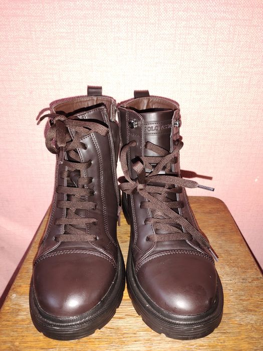 Взуття жіноче демісезонне