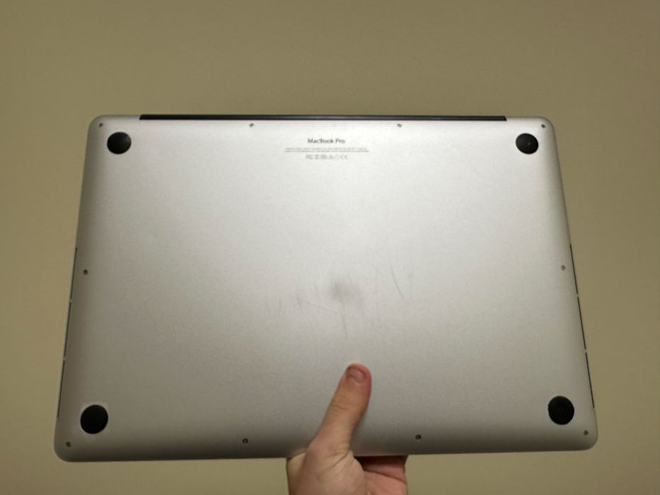 Продам Macbook Pro 15” 2015p 16/128