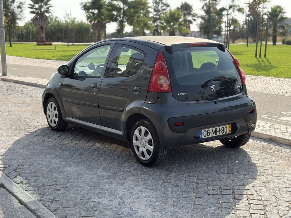 Peugeot 107 - 1.0 - 5 portas