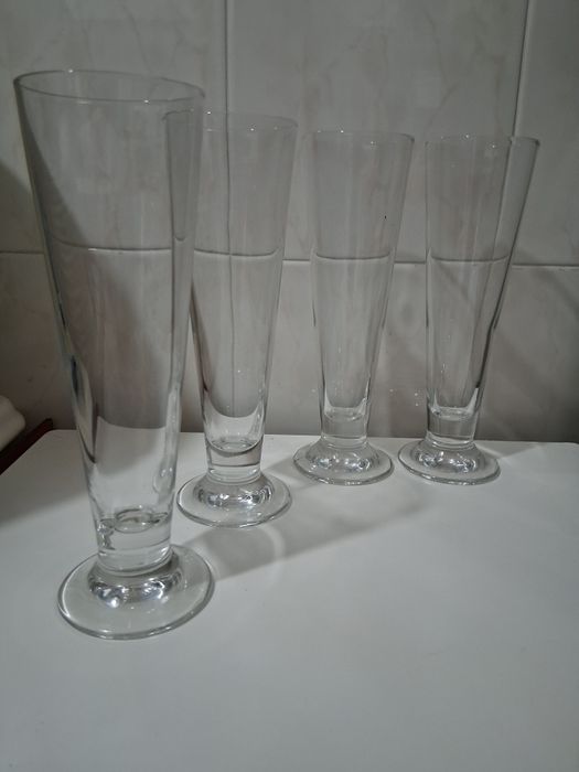 4 Copos Cerveja Imperial 25cl - NOVOS
Seja o primeiro a aval