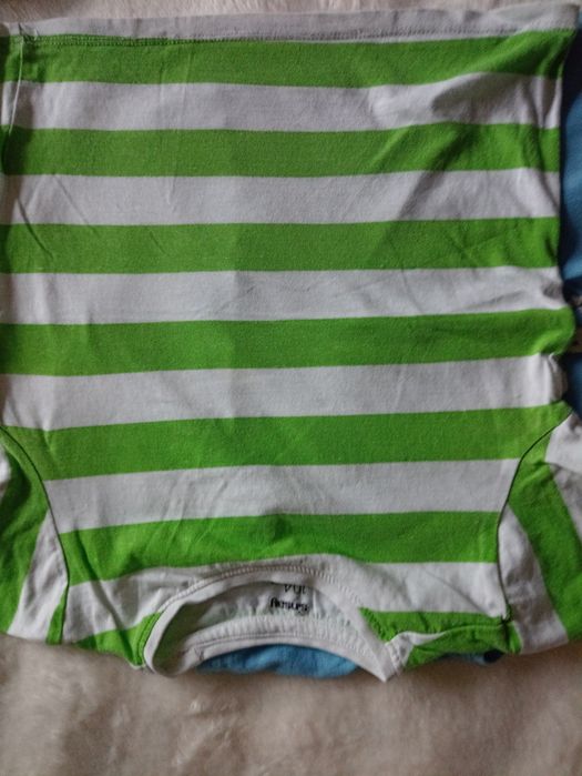 Koszulki T-shirty chłopięce 98