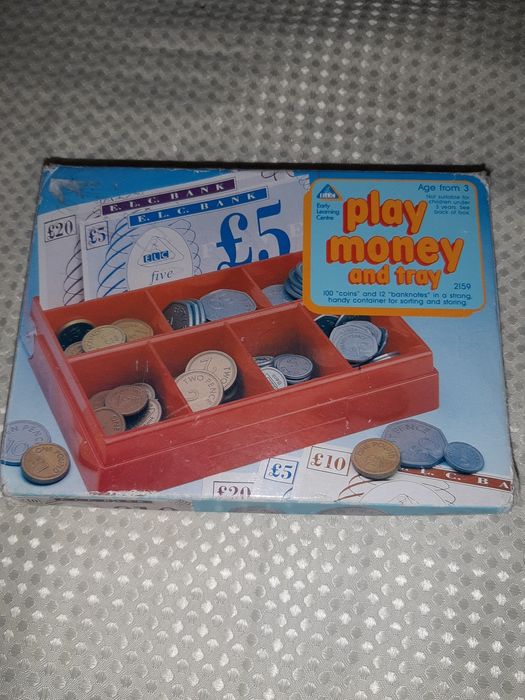 Набір іграшкових коштів  для каси та гри в магазин.банк