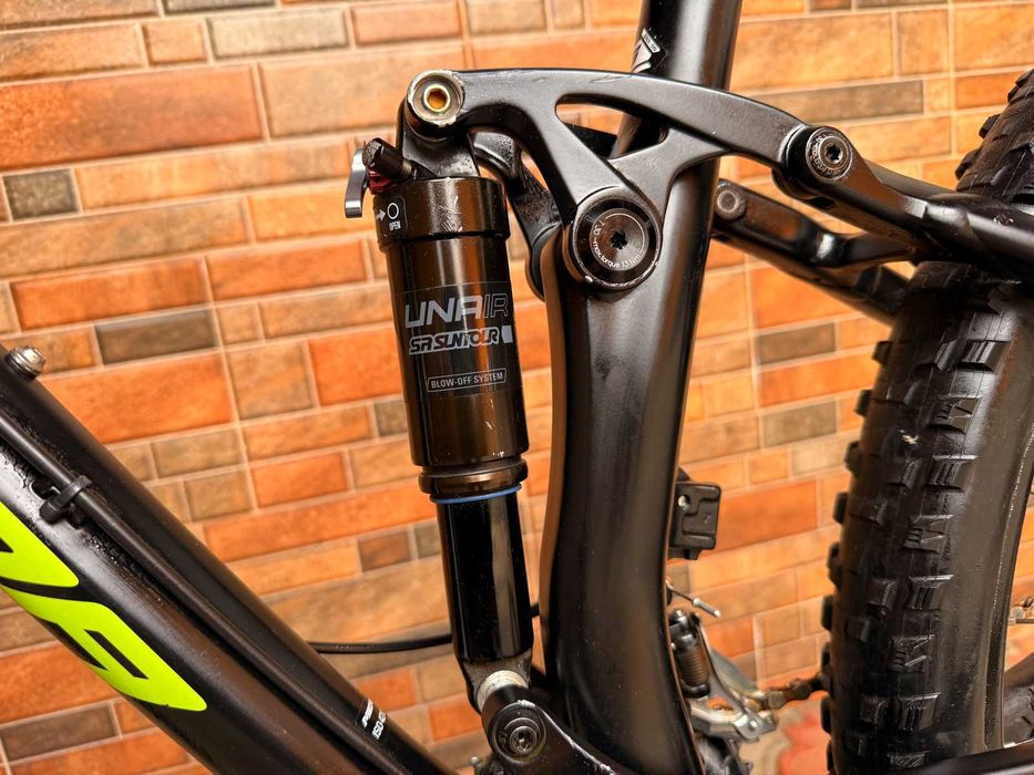 Велосипед MERIDA One-Twenty 27.5"S-M" Shimano DEORE, SR Suntour  140 mm