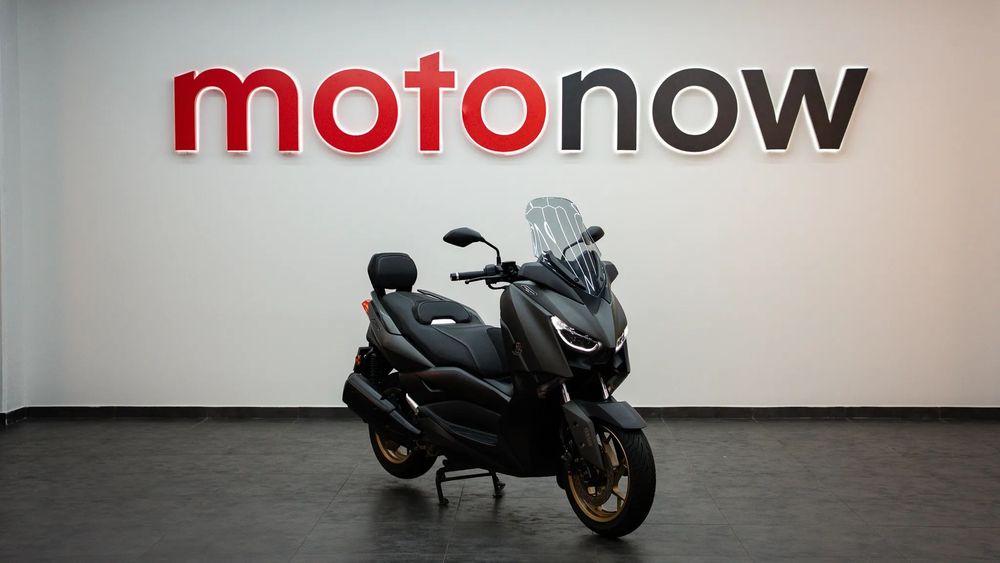 Yamaha X-Max  300 Tech Max