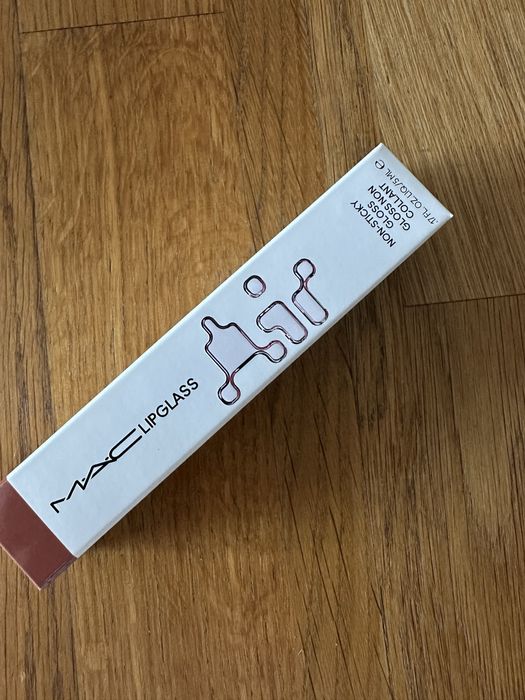MAC Cosmetics Lipglass Air nawilżający błyszczyk do ust, Casual 226