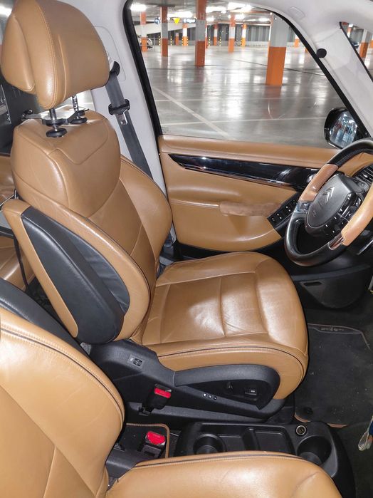 Citroen C4 Grand Picasso Exclusive / 2.0 benzyna