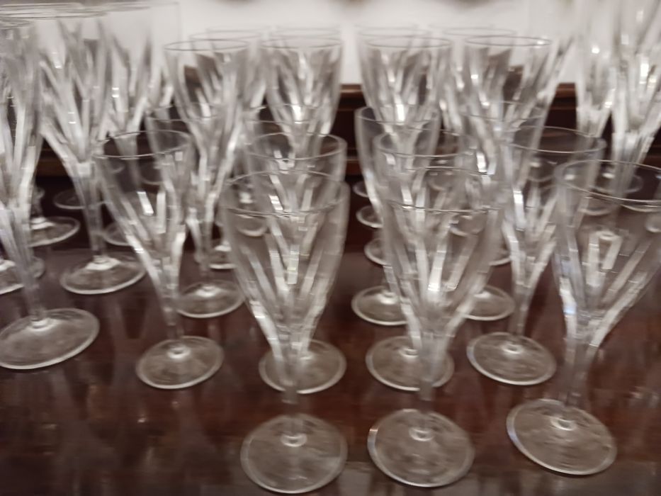Copos novos  de cristal da Atlantis