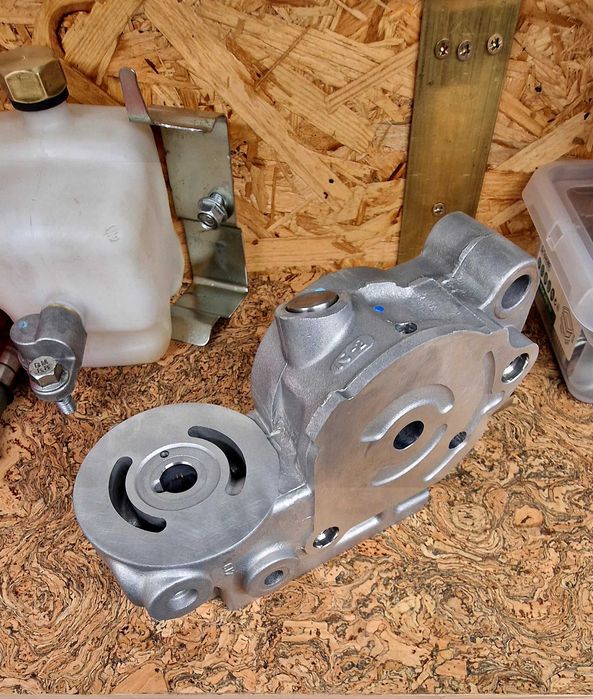 Regeneracja skrzyni biegów hydro Tuff Torq K46 K57 K62 K66 K664 K71