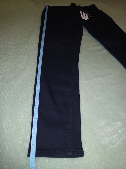 Джинси жіночі чорні