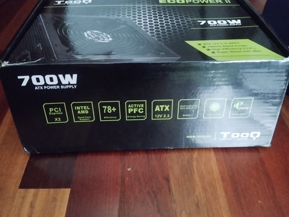 TooQ TQEP-500SP - Fonte de alimentação Ecopower IIde700WcomPFC passivo