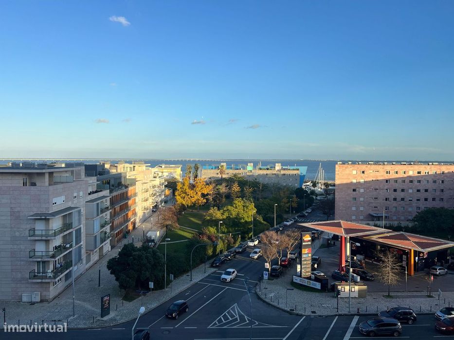 Apartamento T3 com Vista Panorâmica em Parque das Nações, Lisboa