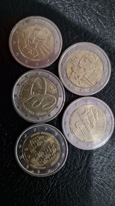 2 €  comemorativas e comuns paises diversos circuladas