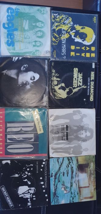 Singles vinil. Clássicos e primeiras edições