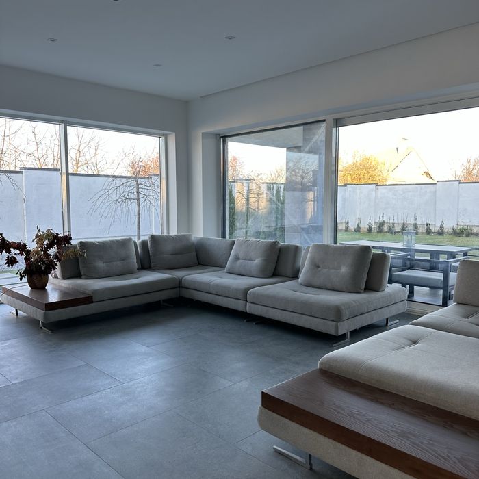 Продаж VIP будинку 300 м2 в с.Солонка