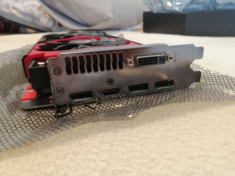 Placa gráfica MSI GTX 980 GAMING 4G