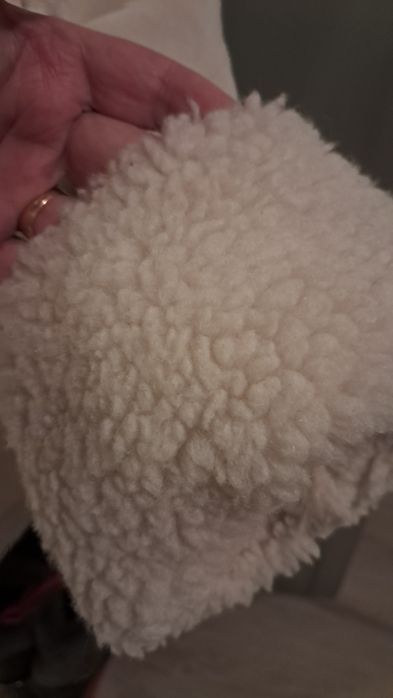 Продам дубленку женскую