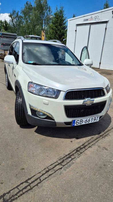 Samochód chevrolet captiva
