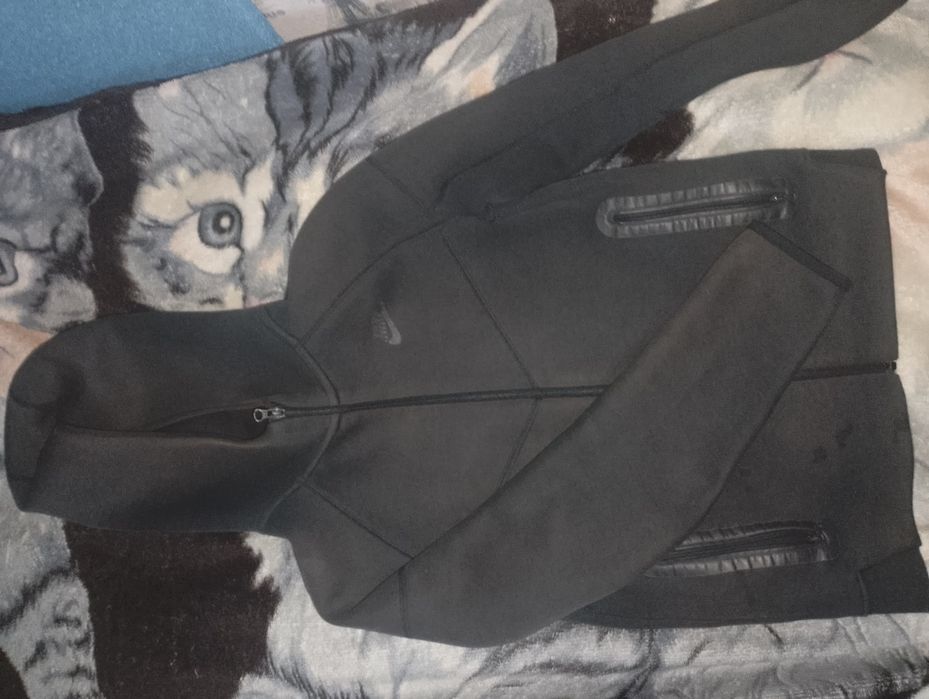 Найк Теч флис на замке