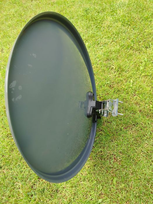 Antena satelitarna 70cm