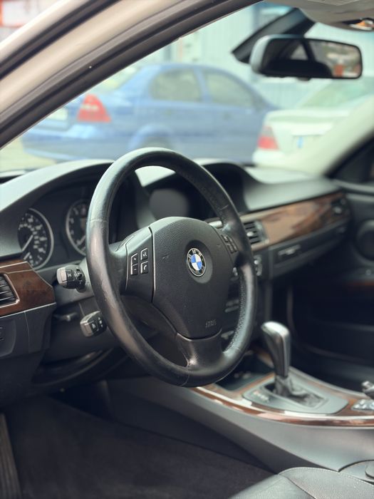BMW 3 E90 328i xDrive! 2011год , 3 литра, автомат, идеал!