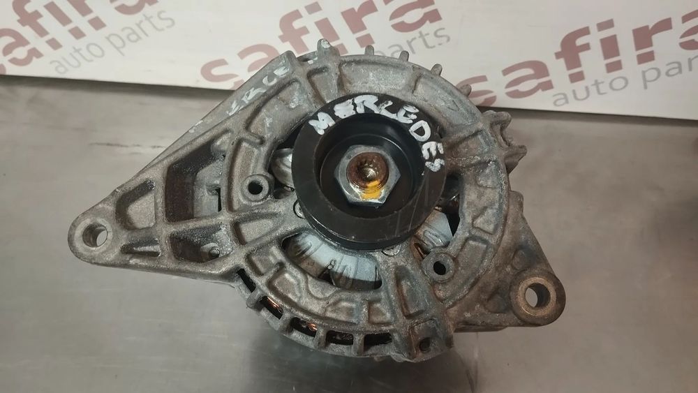 ALTERNADOR MERCEDES CLASSE A CLA GLA A200CDI REF. A0009063322