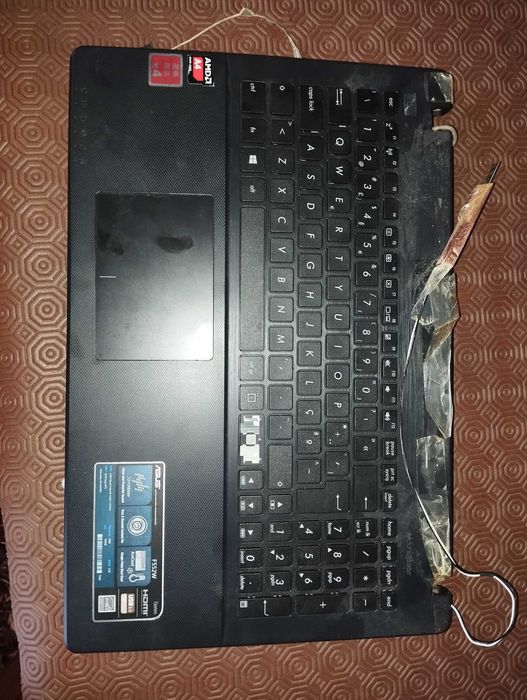 ASUS F552W motherboard