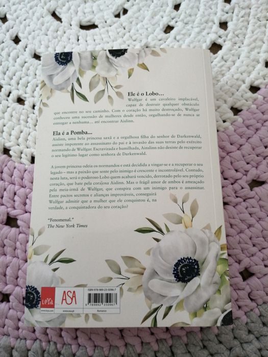 Livros com histórias cativantes.