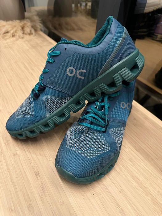 Tênis semi novos tamanho 43