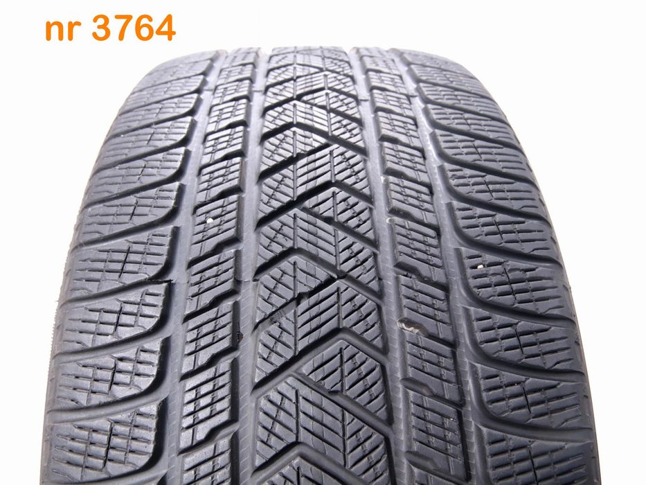 Pirelli Scorpion Winter 285/40 R22