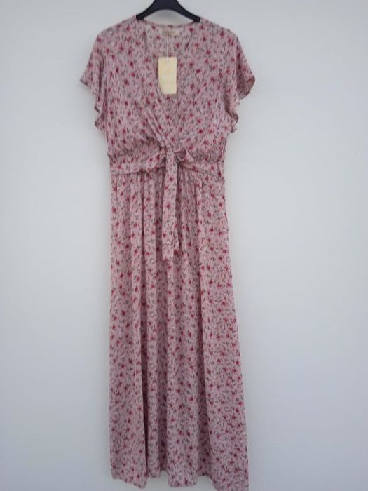 Vestido novo com etiqueta