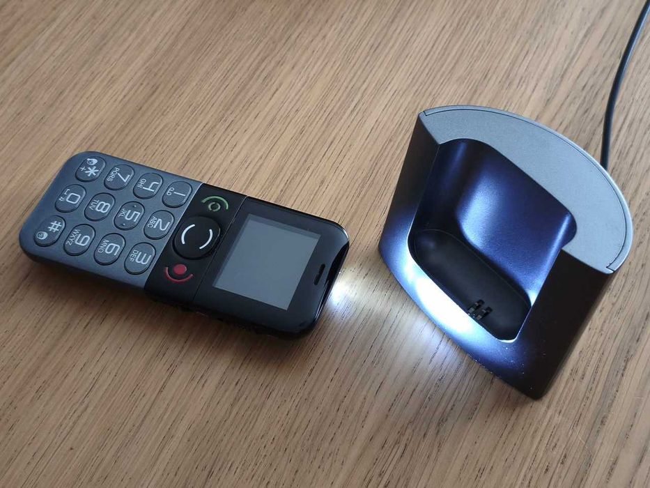 Telefon dla seniora MyPhone DECO - stacja bazowa - komplet
