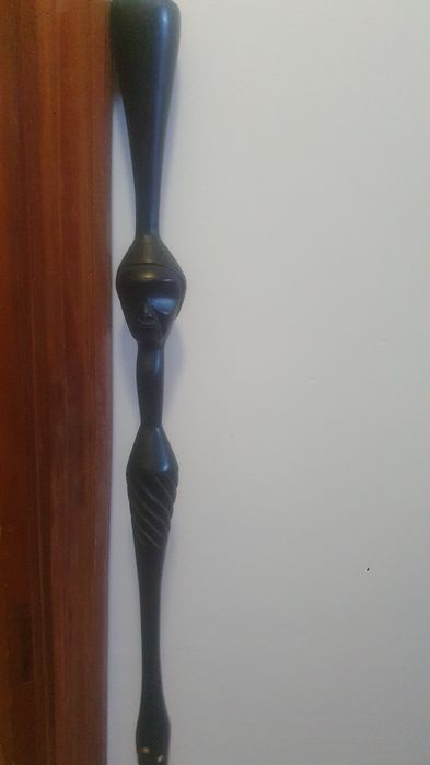 Bengala artesanal Africana decorativa com mais de 50  anos