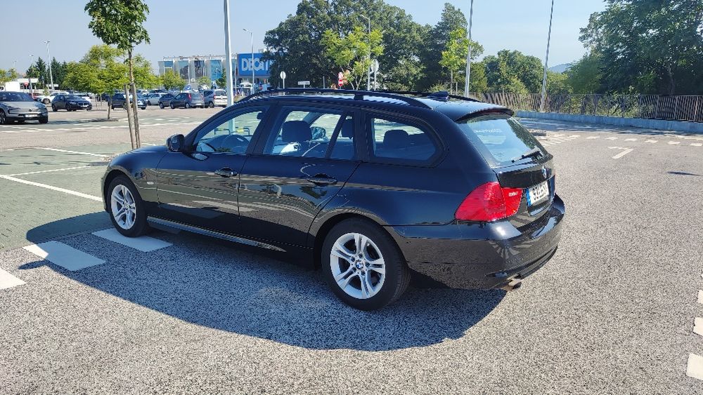 BMW 318d  e91  2009