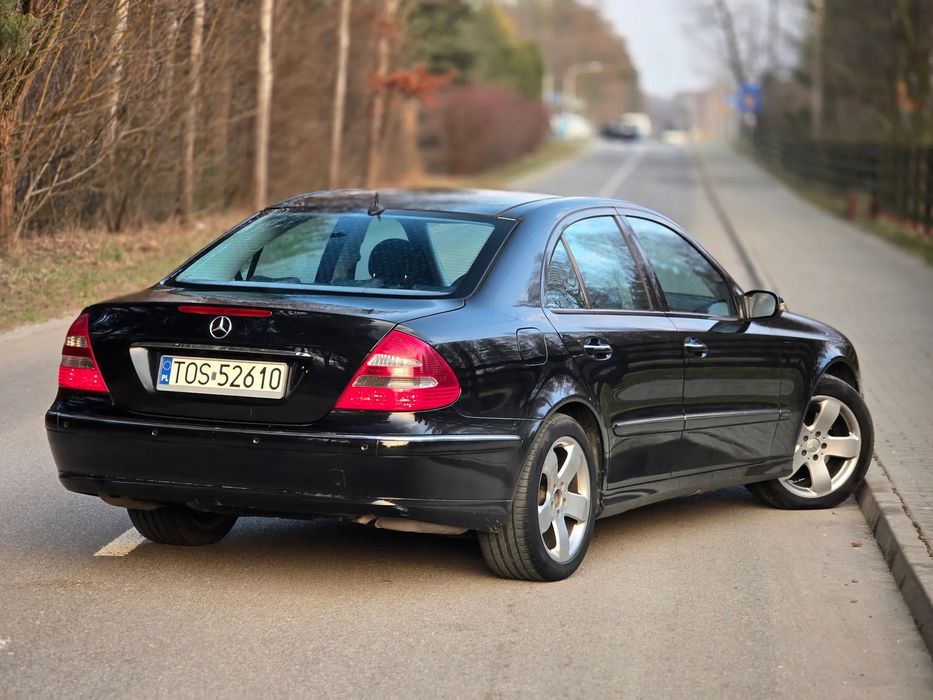 Mercedes-Benz Klasa E PERFEKT_3,2B_224KM_Panorama_Wentylacja_Nawi_Xenon_Skóry_WZÓR