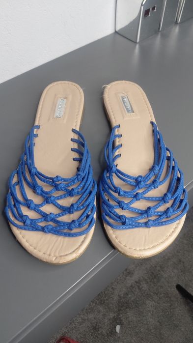 Шльопанці Primark