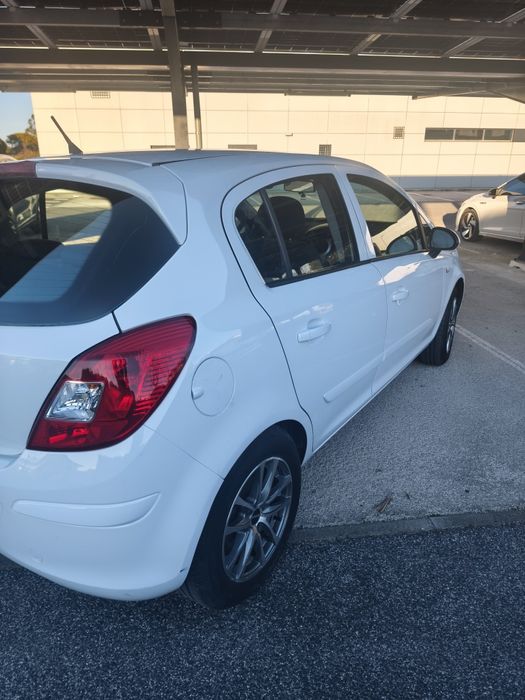 Opel corsa D 1.2