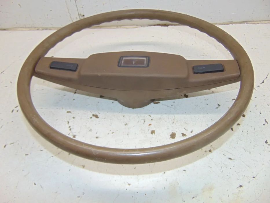 Toyota Hiace LH20 volante " usado em bom estado