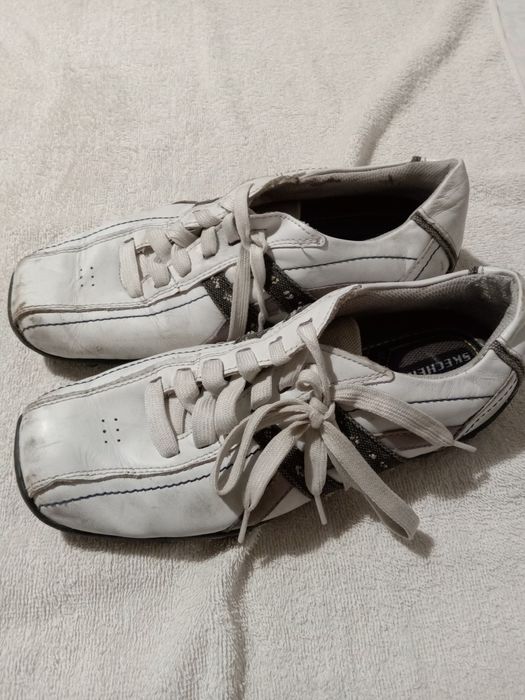 Buty firmy Skechers