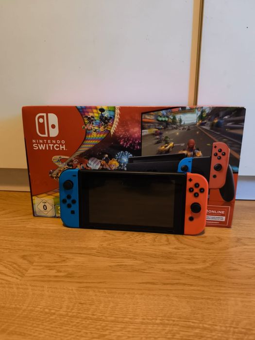 Consola Nintendo Switch Néon Azul/Vermelha - COMO NOVA