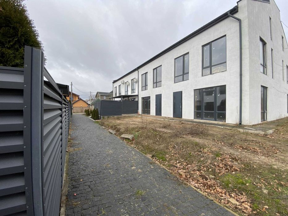 Цегляний таунхаус 81 м2. 5 км. від Києва. З документами. Без комісії